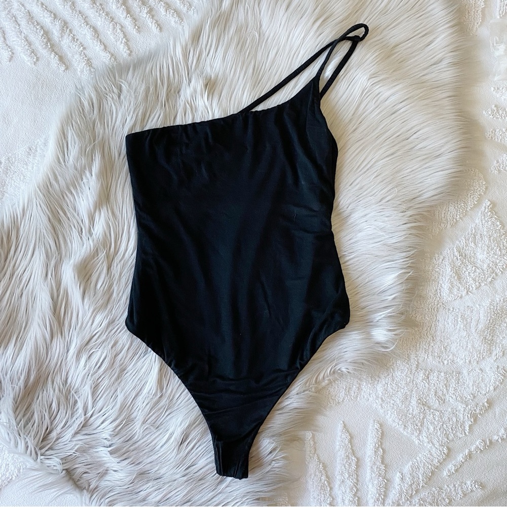 Lovers and Friends Lexy one shoulder bodysuit